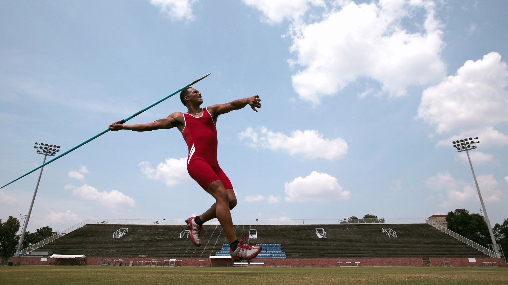 开云电竞在线-中超球队在热身赛中检验新援适配性，中超热身受伤