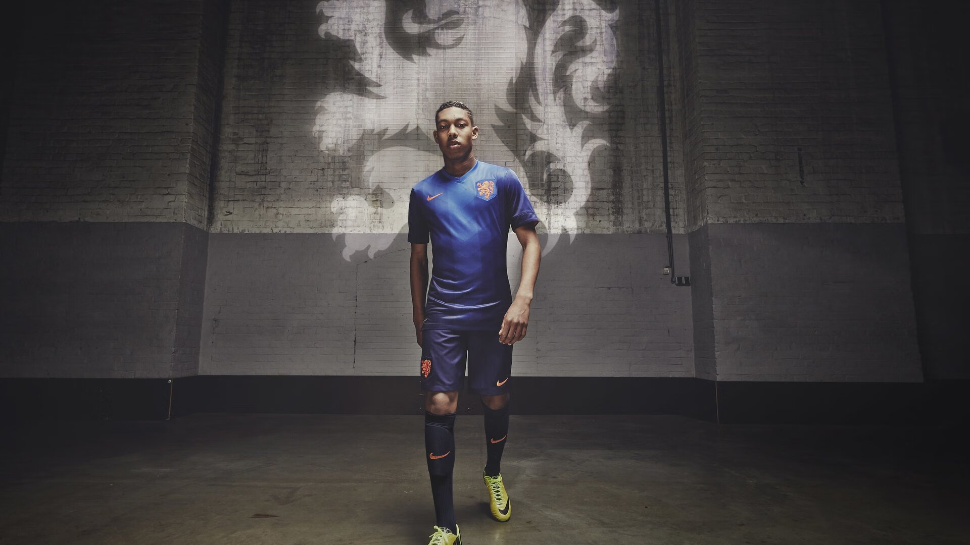 开云APP-切尔西的平局：波切蒂诺的战术选择是否保守？，波切蒂诺算名帅吗